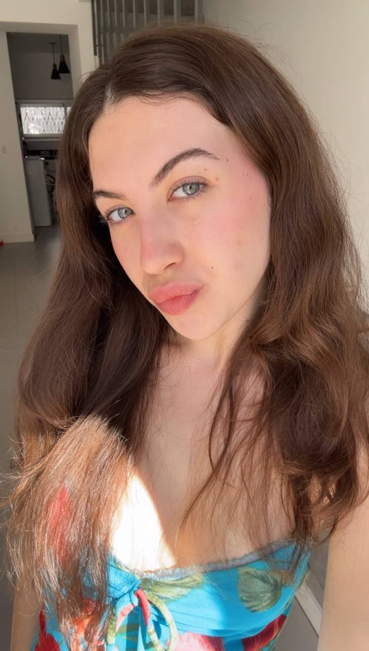 Nude girl Amber in Charlotte